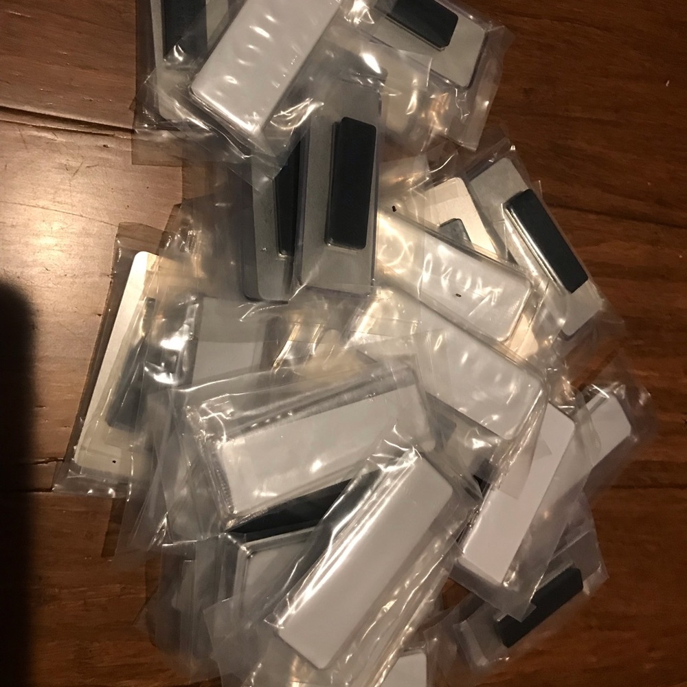 32 Pieces Magnetic Name Badge Holders.